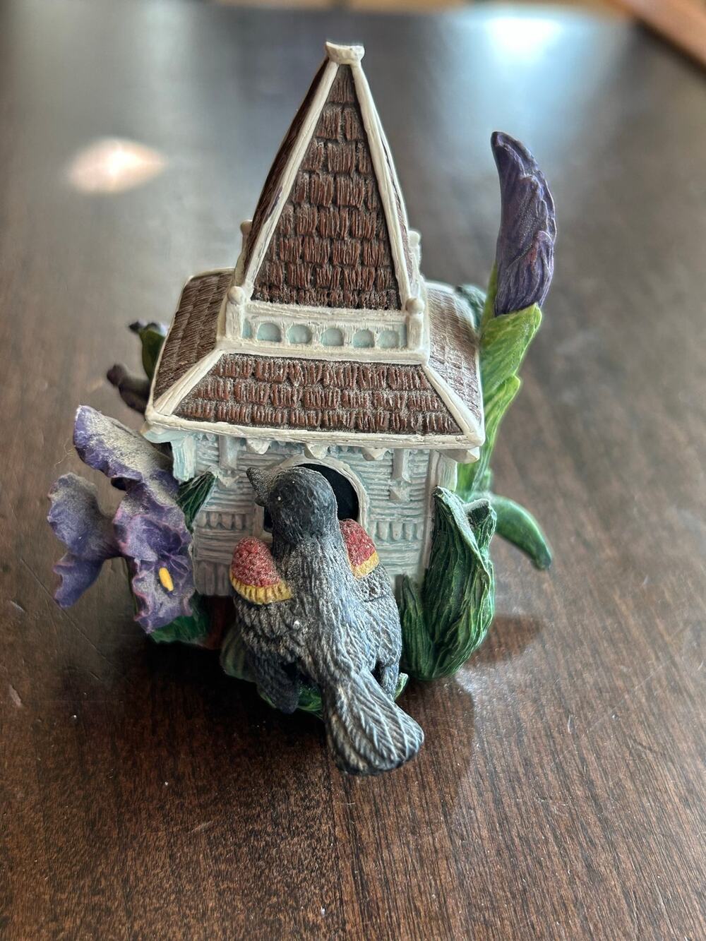 Vintage Hamilton Collection Miniature Bird House Blackbirds Bower 1997